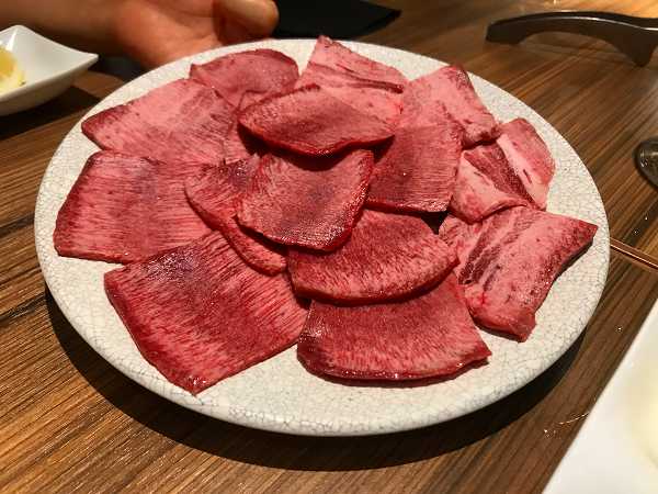 焼肉　田