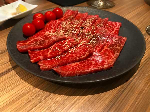 焼肉　田