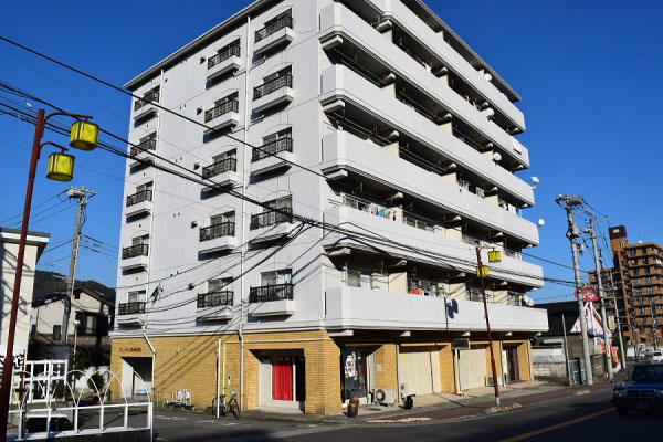 湯河原町土肥５丁目 千歳川沿いマンション サニーパレス湯河原第２ 熱海 湯河原 南箱根の不動産 別荘はワンストップ 熱海市役所横