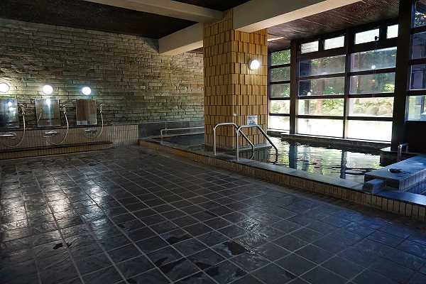 奥湯河原の良質の温泉が楽しめる温泉大浴場