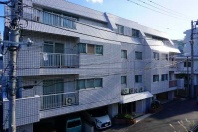 カミリアシーホワイト熱海 街中の生活便良好な温泉のあるマンション 角部屋
