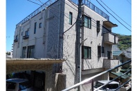 熱海市昭和町・生活便良好・温泉付の収益可能なRC造の中古戸建