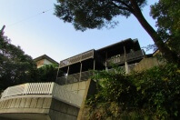 熱海市西熱海町・木の温もり漂うオール電化ログハウス