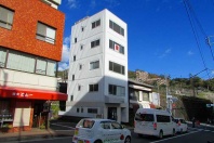 熱海市福道町・駅徒歩1分!高利回りの1棟売ビル(オーナーチェンジ)