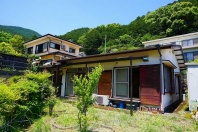 熱海市山手町・陽当たり良好で広いお庭のある中古平家建