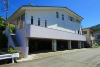 熱海市下多賀・小高い丘から海&街並み&花火望む店舗付き住宅