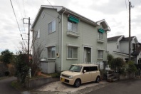 湯河原町吉浜・閑静な住宅地に所在し相模湾遠望する中古戸建