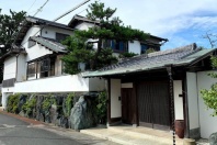 静岡県湖西市新居町・風情ある日本庭園がある料亭兼住居の本格和邸宅
