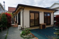 湯河原町土肥5丁目・生活便&交通便良好のお庭のある中古平家建