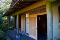 熱海市泉・緑に包まれた平家の母屋と別邸アトリエのある中古戸建