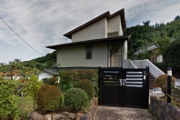 熱海市下多賀・高台で相模湾望む陽当り&生活便良好の中古戸建