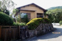 熱海市泉・ゆずり葉分譲地内 道上平坦&陽当り良好の趣ある中古平家建