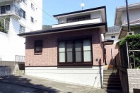 熱海市西山町・閑静な住宅地に佇むH24年築温泉権利付き築浅戸建