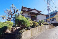 熱海市桜町・落ち着いた雰囲気&収納豊富な大型和風中古戸建