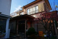 湯河原町中央5丁目・平坦で生活便&交通便良好な中古戸建