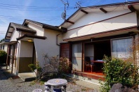 真鶴町真鶴・相模湾望む庭木豊富なお庭のある昭和レトロ漂う中古平家建