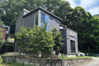 熱海市日金町・緑に囲まれた長閑な環境の家庭菜園用地付の中古戸建