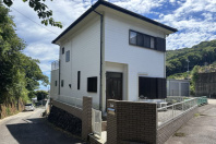 熱海市下多賀・高台で閑静な住宅地に建つ日照良好な中古戸建