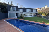 熱海市西熱海町1丁目・高台から市街＆海望む拘りのデザイナーズハウス