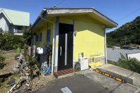 熱海市泉・都会の喧騒を忘れられる自然溢れる山手に所在　中古平家建