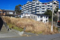 湯河原町吉浜・正面に紺碧の海と半島&島々望む立地良好の売地