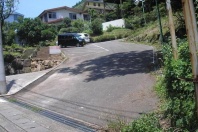熱海市西熱海町2丁目・県道沿いの陽当たり良好の売地