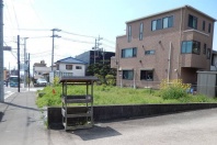 湯河原町中央3丁目・大通りに面した約72坪の生活便良好の売地