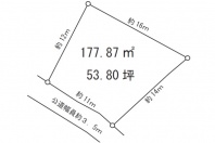 湯河原町城堀・敷地約５４坪の道上平坦　駅徒歩７分の住宅用地