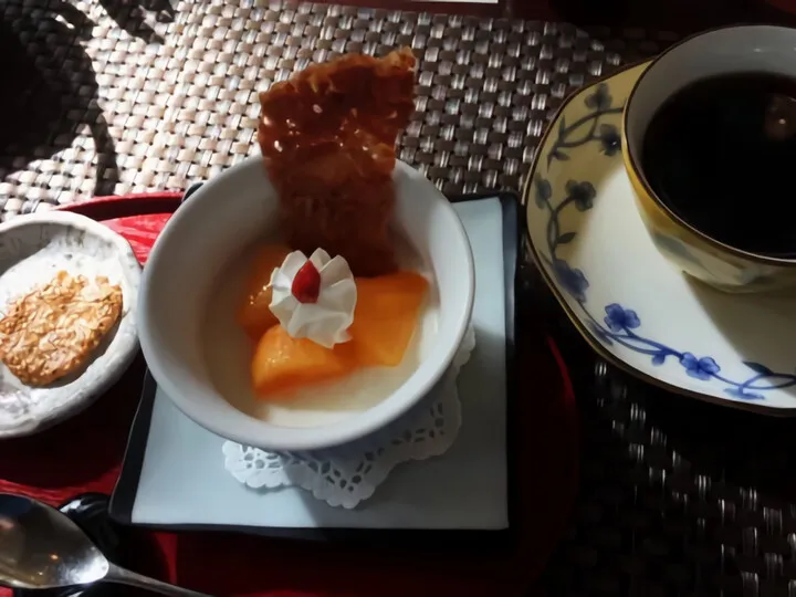 切麦屋 あいだ うどん懐石