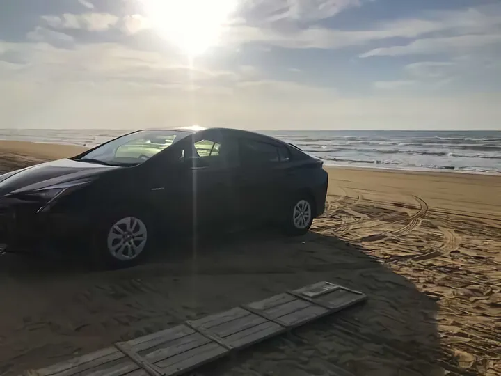 日本で唯一!砂浜を車で走れる!