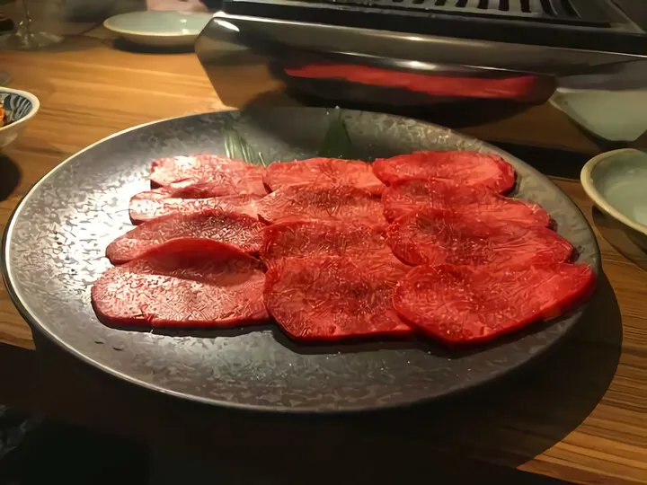 焼肉 田