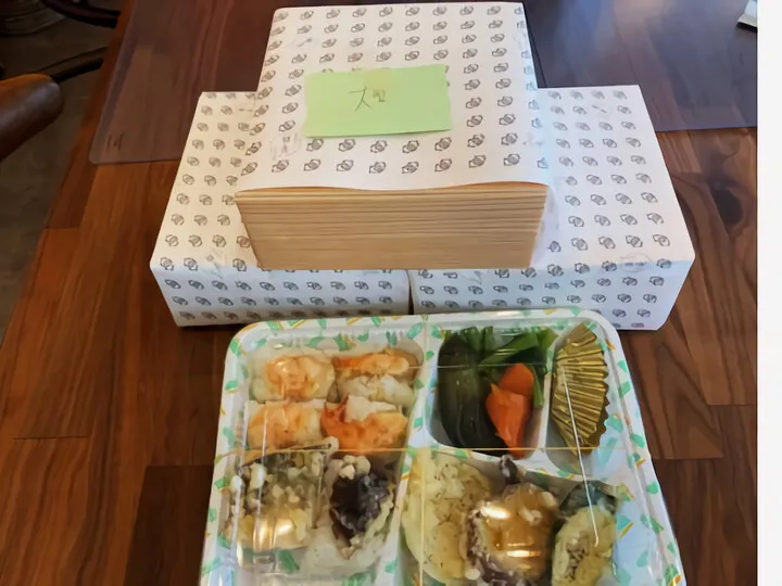 てんぷら『鶴吉』テイクアウト弁当