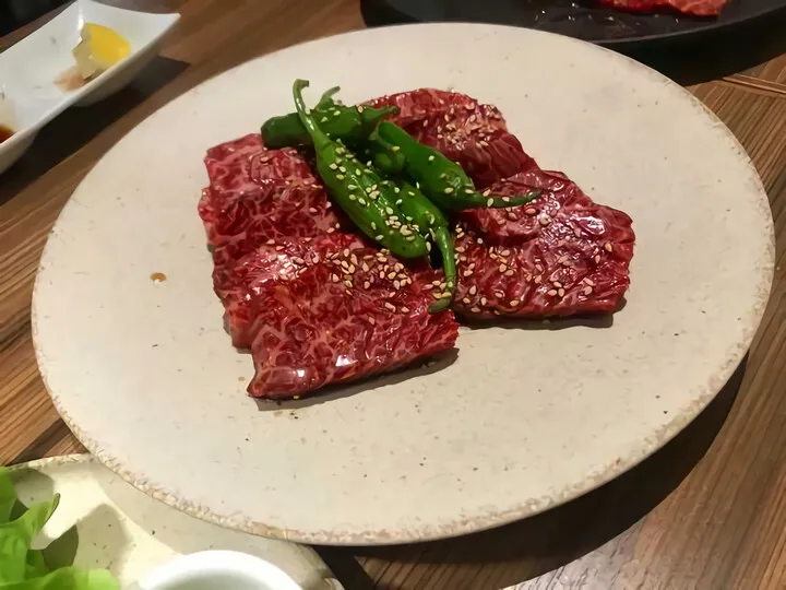 焼肉 田