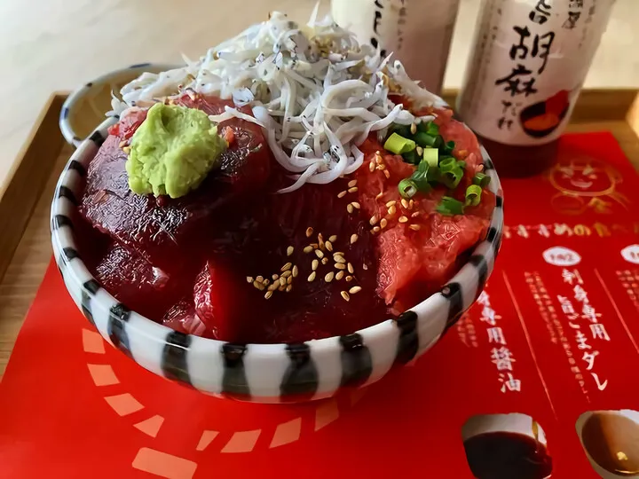 おっきい魚とちっさい魚丼