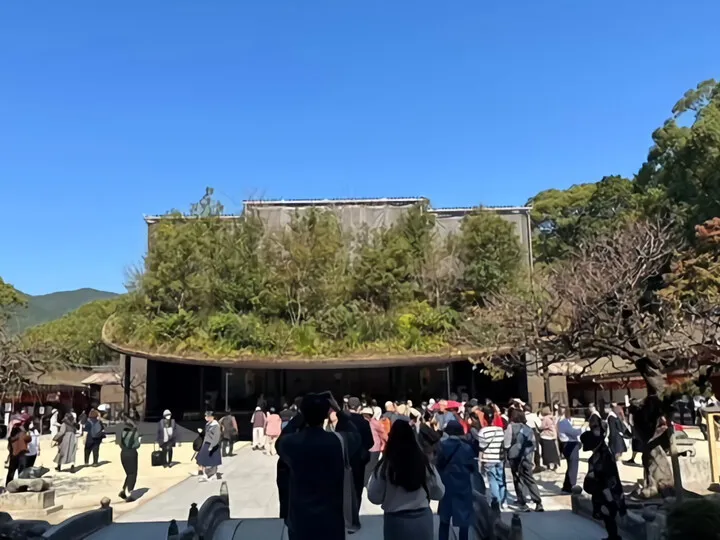 御本殿