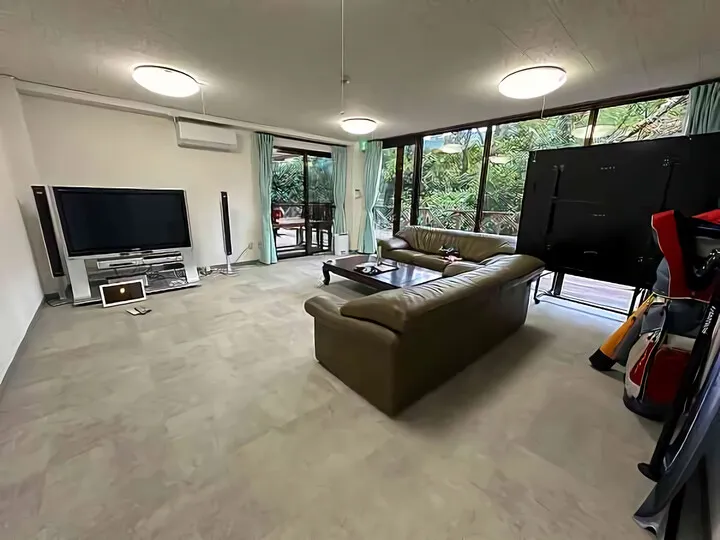 地階ホビールーム