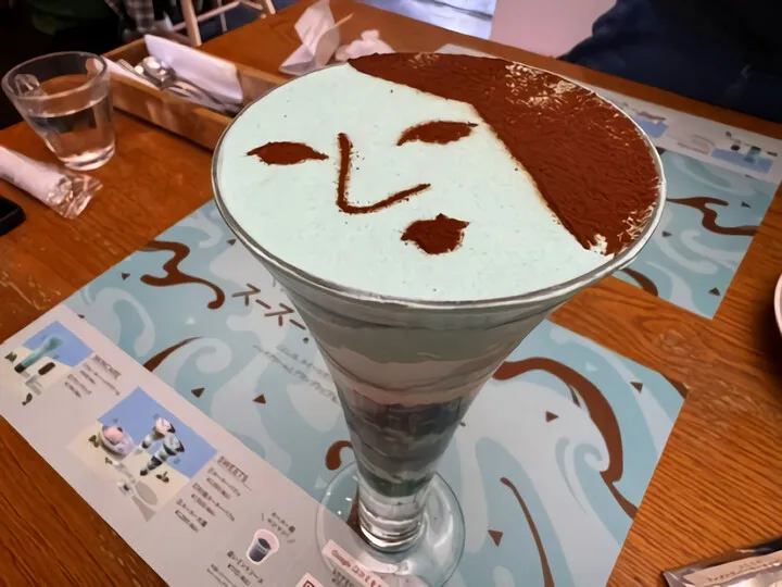 チョコミントパフェ