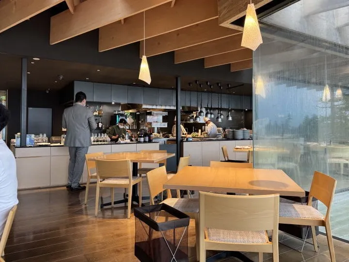 店内