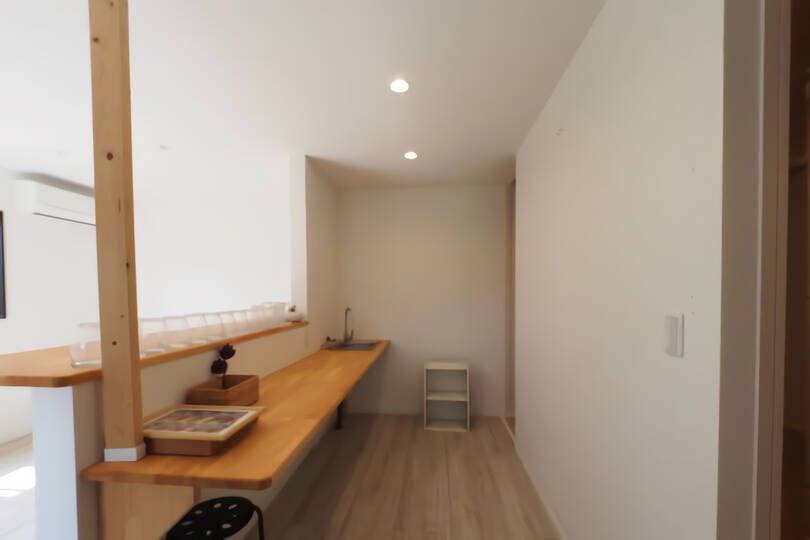 離れ