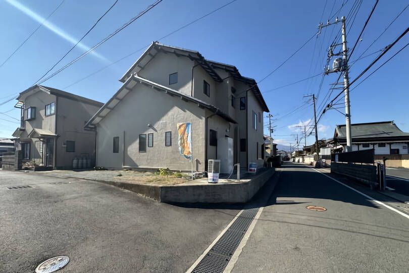 外観＆前面道路