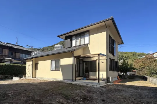 熱海市桜町・令和5年リノベーション済 南向きで陽当たり良好の中古戸建