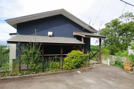 熱海市下多賀・『あじろ南熱海が丘』高台より山々の稜線美望む中古戸建
