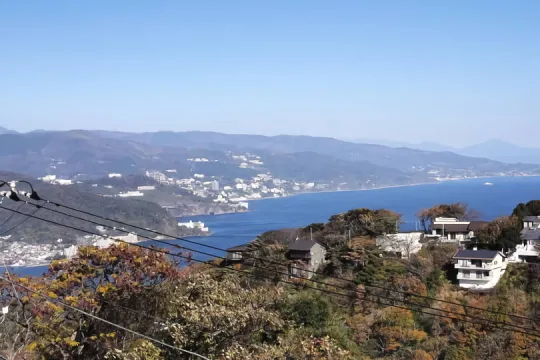 あじろ南熱海が丘・開放的なビューと花火大会を観覧する中古戸建