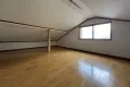 2階屋根裏部屋