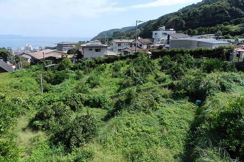 熱海市下多賀・約３５０坪  海望む南向きひな壇で陽当たり良好の売地