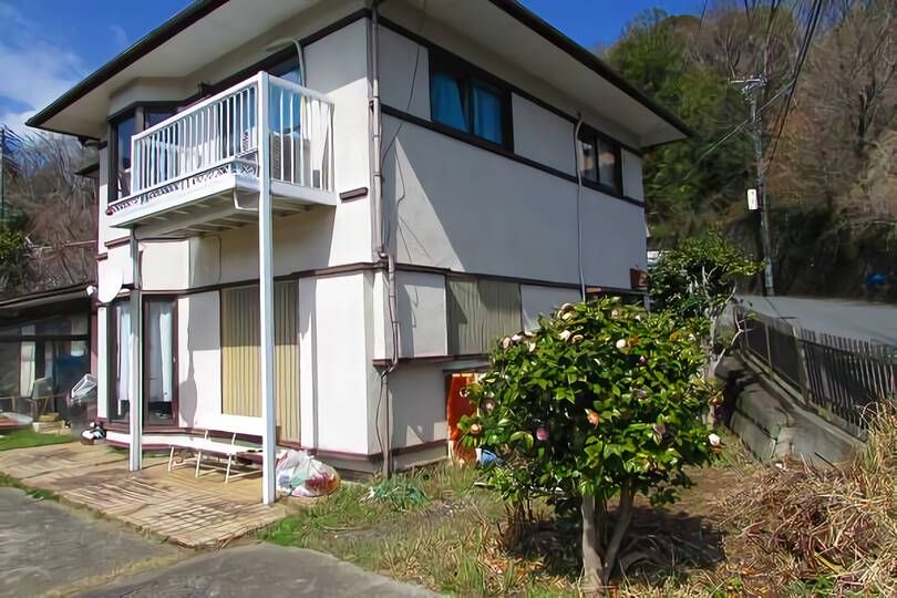 湯河原町宮上・敷地約100坪平坦整形地　日照良好の売地(古家有)