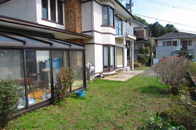 湯河原町宮上・敷地約100坪平坦整形地　日照良好の売地(古家有)