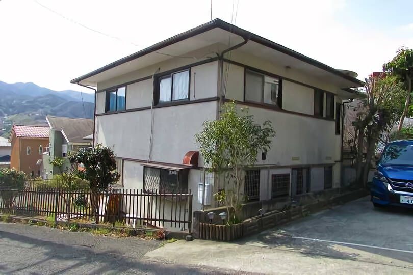 湯河原町宮上・敷地約100坪平坦整形地　日照良好の売地(古家有)