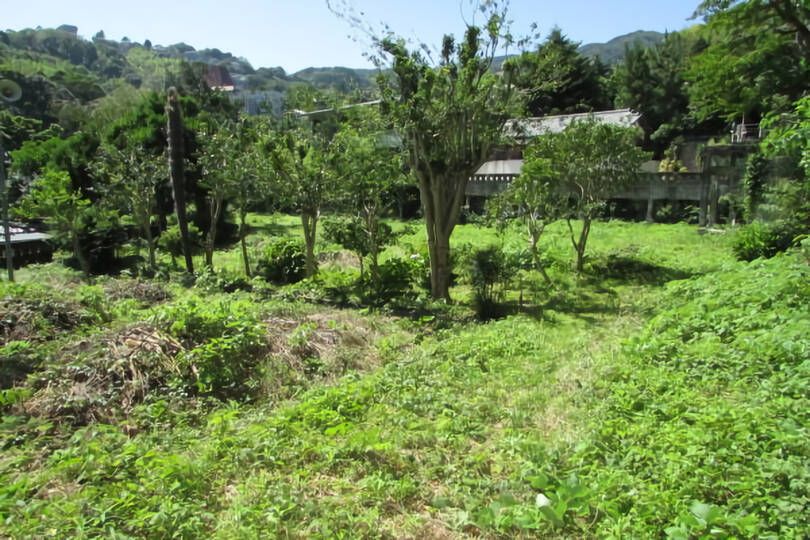 熱海市西山町・敷地約431坪　広大で平坦な温泉引込可能な売地