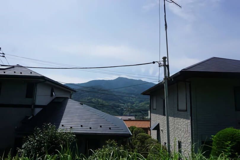 湯河原町宮上・敷地面積約112坪・陽当たり良好角地の温泉権利付売地